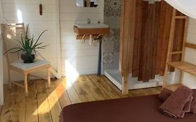 Akunamatata Guest House Cul De Sac